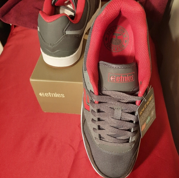 Men's Etnies sneaker skate shoes sizes 8 9 10 11 12 - Picture 4 of 5